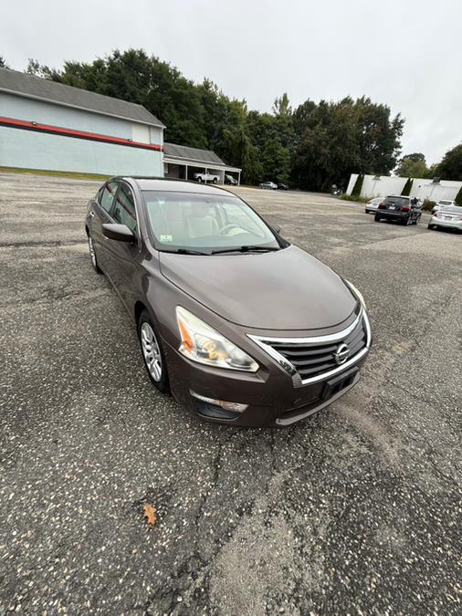 2013 Nissan Altima 4dr Sdn I4 2.5 SL, available for sale in Springfield, Massachusetts | Auto Globe LLC. Springfield, Massachusetts 2013 Nissan Altima 4dr Sdn I4 2.5 SL, available for sale in Springfield, Massachusetts | Auto Globe LLC. Springfield, Massachusetts