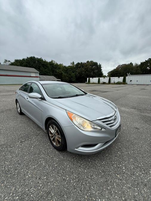 2012 Hyundai Sonata 4dr Sdn 2.4L Auto GLS PZEV, available for sale in Springfield, Massachusetts | Auto Globe LLC. Springfield, Massachusetts 2012 Hyundai Sonata 4dr Sdn 2.4L Auto GLS PZEV, available for sale in Springfield, Massachusetts | Auto Globe LLC. Springfield, Massachusetts