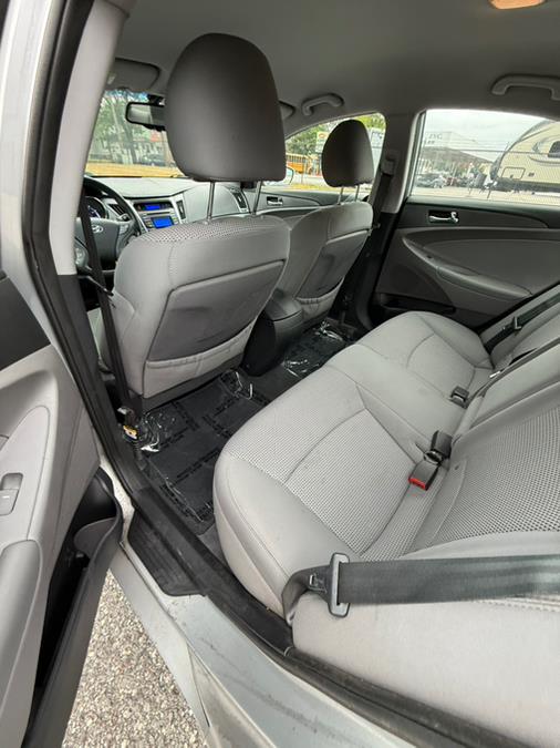2012 Hyundai Sonata 4dr Sdn 2.4L Auto GLS PZEV, available for sale in Springfield, Massachusetts | Auto Globe LLC. Springfield, Massachusetts 2012 Hyundai Sonata 4dr Sdn 2.4L Auto GLS PZEV, available for sale in Springfield, Massachusetts | Auto Globe LLC. Springfield, Massachusetts
