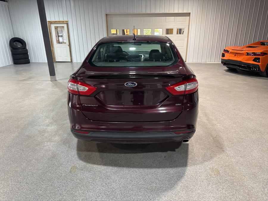 2013 Ford Fusion SE photo 3