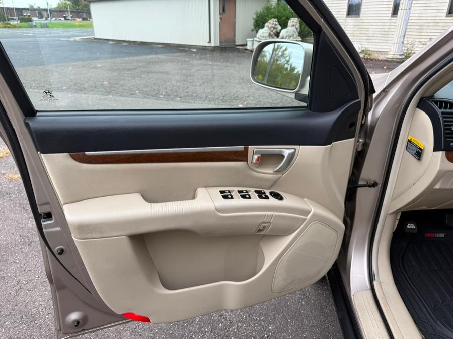 2007 Hyundai Santa Fe FWD 4dr Auto GLS *Ltd Avail*, available for sale in East Windsor, Connecticut | STS Automotive. East Windsor, Connecticut 2007 Hyundai Santa Fe FWD 4dr Auto GLS *Ltd Avail*, available for sale in East Windsor, Connecticut | STS Automotive. East Windsor, Connecticut