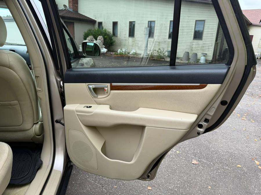 2007 Hyundai Santa Fe FWD 4dr Auto GLS *Ltd Avail*, available for sale in East Windsor, Connecticut | STS Automotive. East Windsor, Connecticut 2007 Hyundai Santa Fe FWD 4dr Auto GLS *Ltd Avail*, available for sale in East Windsor, Connecticut | STS Automotive. East Windsor, Connecticut