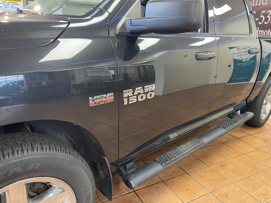 2016 Ram 1500 Express photo 3