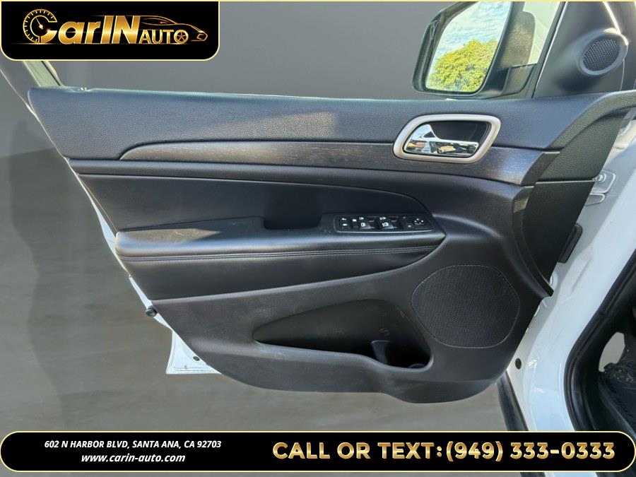 2017 Jeep Grand Cherokee Altitude 4x4 *Ltd Avail*, available for sale in Santa Ana, California | Carin Auto. Santa Ana, California 2017 Jeep Grand Cherokee Altitude 4x4 *Ltd Avail*, available for sale in Santa Ana, California | Carin Auto. Santa Ana, California