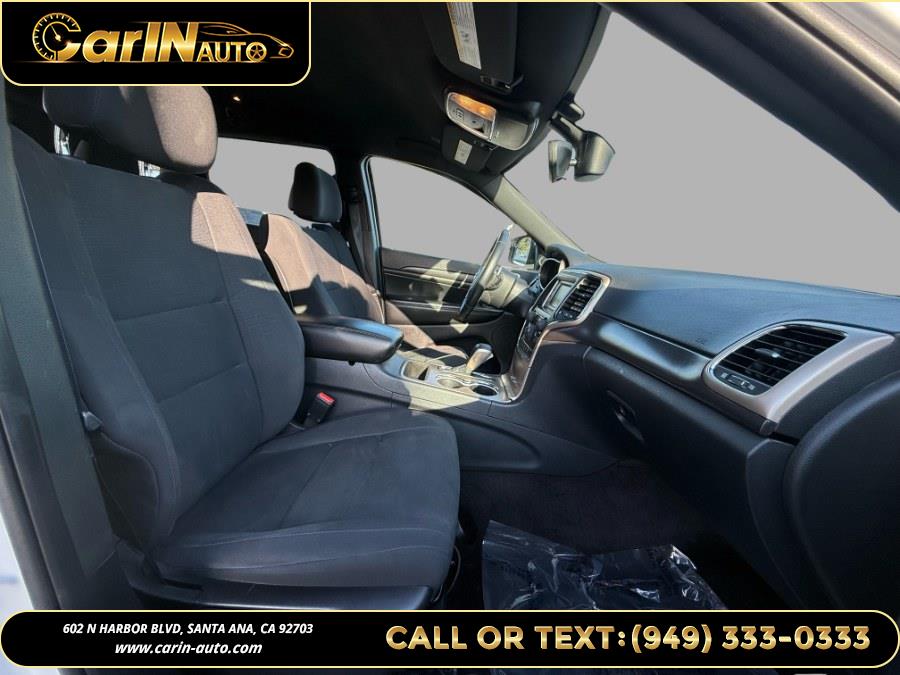 2017 Jeep Grand Cherokee Altitude 4x4 *Ltd Avail*, available for sale in Santa Ana, California | Carin Auto. Santa Ana, California 2017 Jeep Grand Cherokee Altitude 4x4 *Ltd Avail*, available for sale in Santa Ana, California | Carin Auto. Santa Ana, California