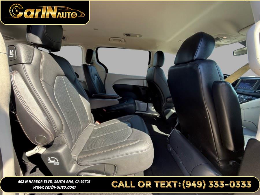 2019 Chrysler Pacifica Touring L FWD, available for sale in Santa Ana, California | Carin Auto. Santa Ana, California 2019 Chrysler Pacifica Touring L FWD, available for sale in Santa Ana, California | Carin Auto. Santa Ana, California