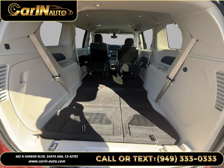 2019 Chrysler Pacifica Touring L FWD, available for sale in Santa Ana, California | Carin Auto. Santa Ana, California 2019 Chrysler Pacifica Touring L FWD, available for sale in Santa Ana, California | Carin Auto. Santa Ana, California