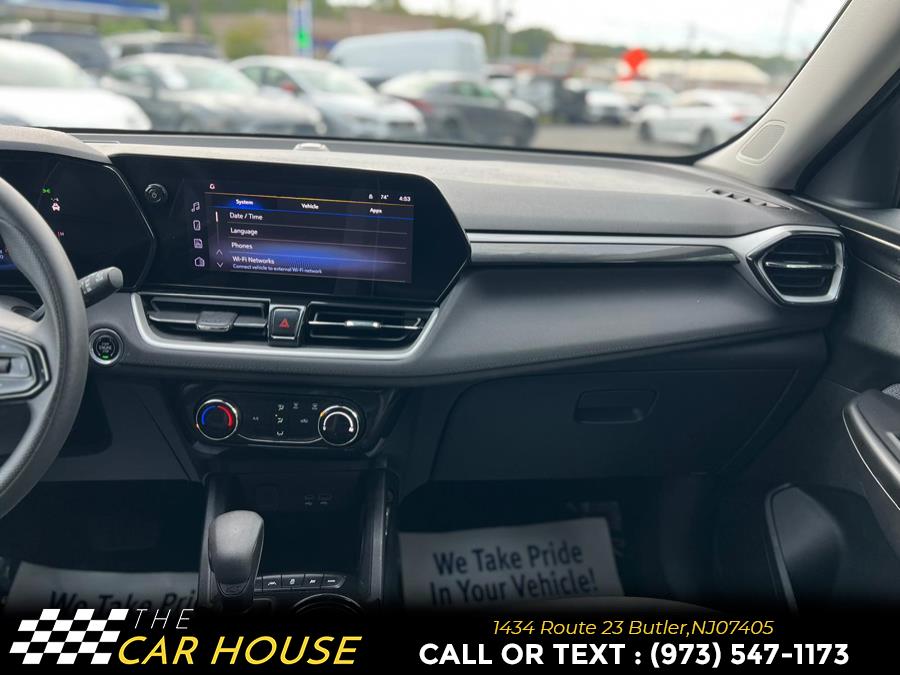2025 Chevrolet Trailblazer AWD 4dr LT, available for sale in Butler, New Jersey | The Car House. Butler, New Jersey 2025 Chevrolet Trailblazer AWD 4dr LT, available for sale in Butler, New Jersey | The Car House. Butler, New Jersey