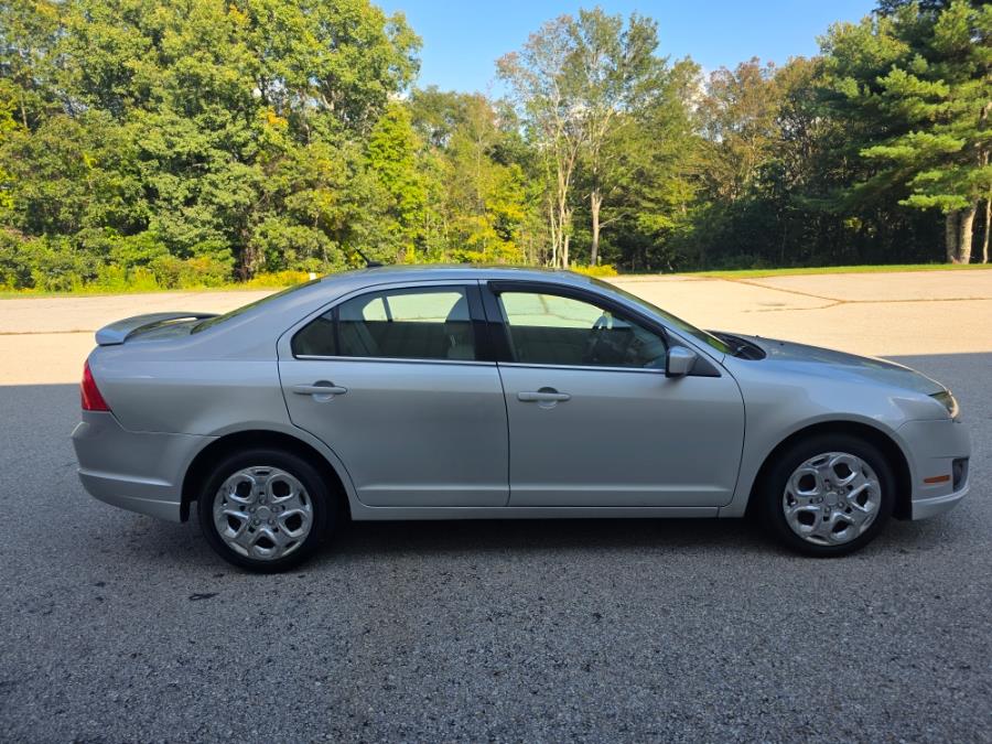 2010 Ford Fusion 4dr Sdn SE FWD, available for sale in Dudley, Massachusetts | Zoom Auto Service. Dudley, Massachusetts 2010 Ford Fusion 4dr Sdn SE FWD, available for sale in Dudley, Massachusetts | Zoom Auto Service. Dudley, Massachusetts