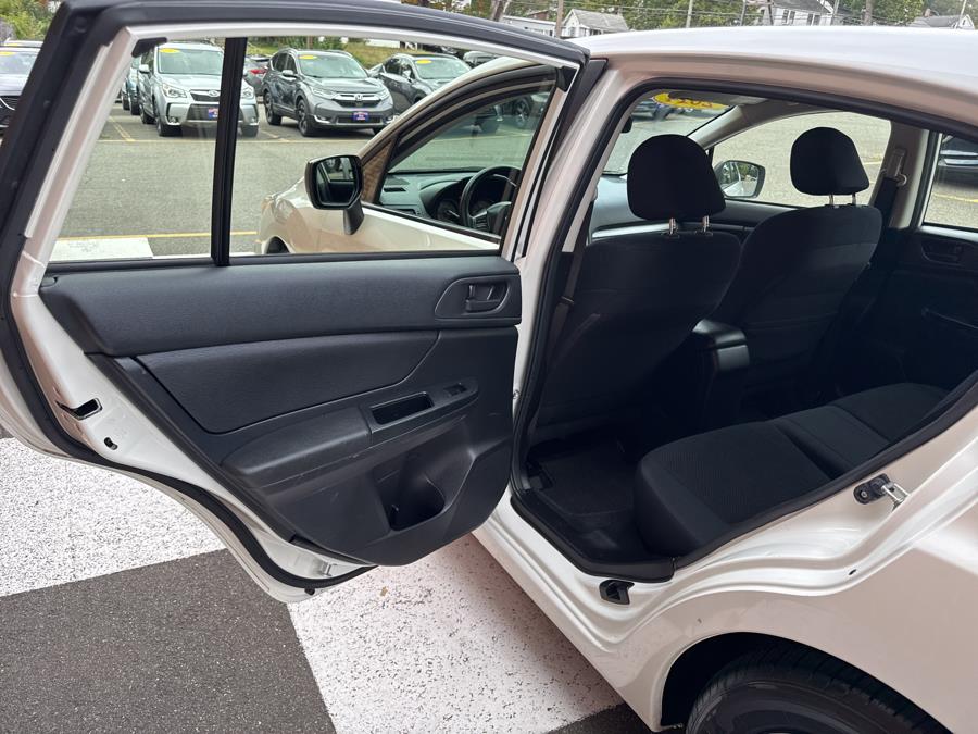 2014 Subaru Impreza Wagon 5dr Auto 2.0i, available for sale in Waterbury, Connecticut | National Auto Brokers, Inc.. Waterbury, Connecticut 2014 Subaru Impreza Wagon 5dr Auto 2.0i, available for sale in Waterbury, Connecticut | National Auto Brokers, Inc.. Waterbury, Connecticut