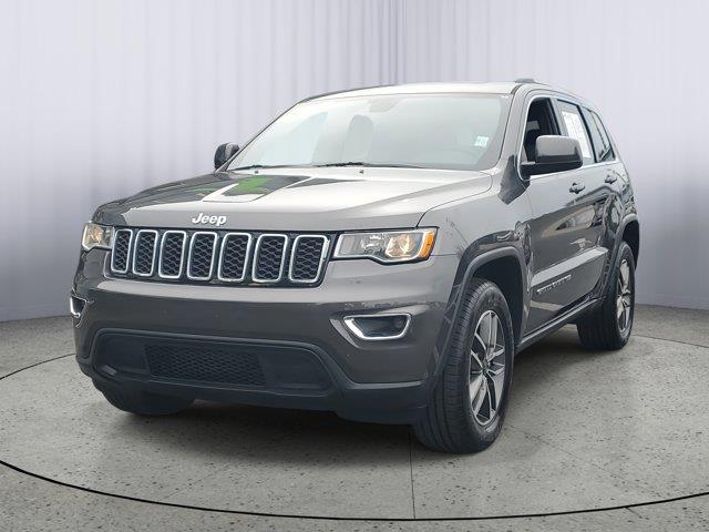 2020 Jeep Grand Cherokee Laredo E photo 2