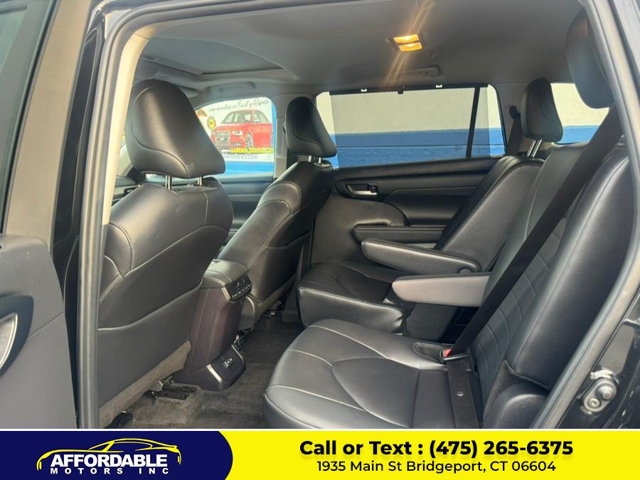 2024 Toyota Highlander XLE FWD (Natl), available for sale in Bridgeport, Connecticut | Affordable Motors 2 LLC. Bridgeport, Connecticut 2024 Toyota Highlander XLE FWD (Natl), available for sale in Bridgeport, Connecticut | Affordable Motors 2 LLC. Bridgeport, Connecticut