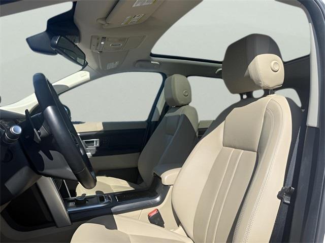 2018 Land Rover Discovery Sport HSE, available for sale in Stratford, Connecticut | Wiz Leasing Inc. Stratford, Connecticut 2018 Land Rover Discovery Sport HSE, available for sale in Stratford, Connecticut | Wiz Leasing Inc. Stratford, Connecticut