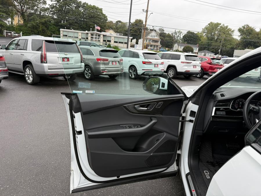 2020 Audi Q8 55 Premium Plus, available for sale in Stratford, Connecticut | Wiz Leasing Inc. Stratford, Connecticut 2020 Audi Q8 55 Premium Plus, available for sale in Stratford, Connecticut | Wiz Leasing Inc. Stratford, Connecticut