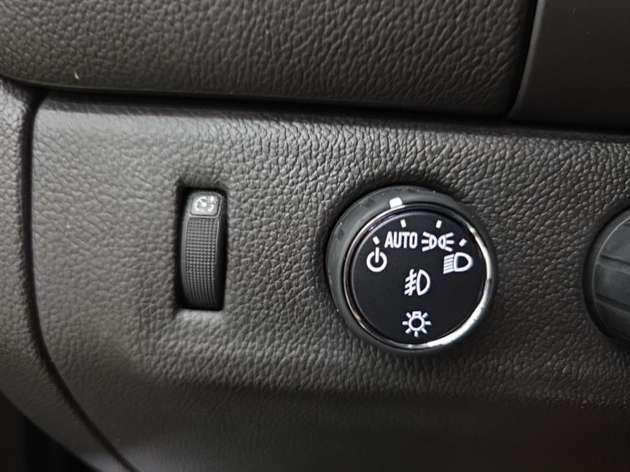2015 Chevrolet Colorado 4WD Crew Cab 128.3" LT, available for sale in West Haven, Connecticut | Auto Fair Inc.. West Haven, Connecticut 2015 Chevrolet Colorado 4WD Crew Cab 128.3" LT, available for sale in West Haven, Connecticut | Auto Fair Inc.. West Haven, Connecticut