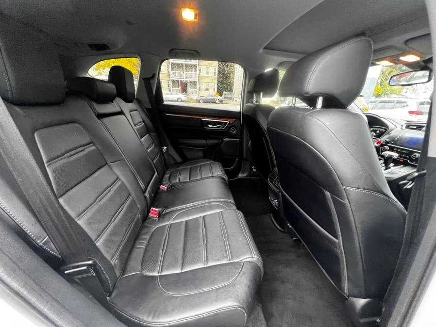 2017 Honda CR-V EX-L AWD, available for sale in Worcester, Massachusetts | Sophia's Auto Sales Inc. Worcester, Massachusetts 2017 Honda CR-V EX-L AWD, available for sale in Worcester, Massachusetts | Sophia's Auto Sales Inc. Worcester, Massachusetts