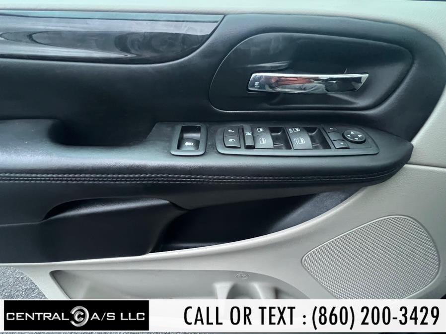 2017 Dodge Grand Caravan SE photo 23
