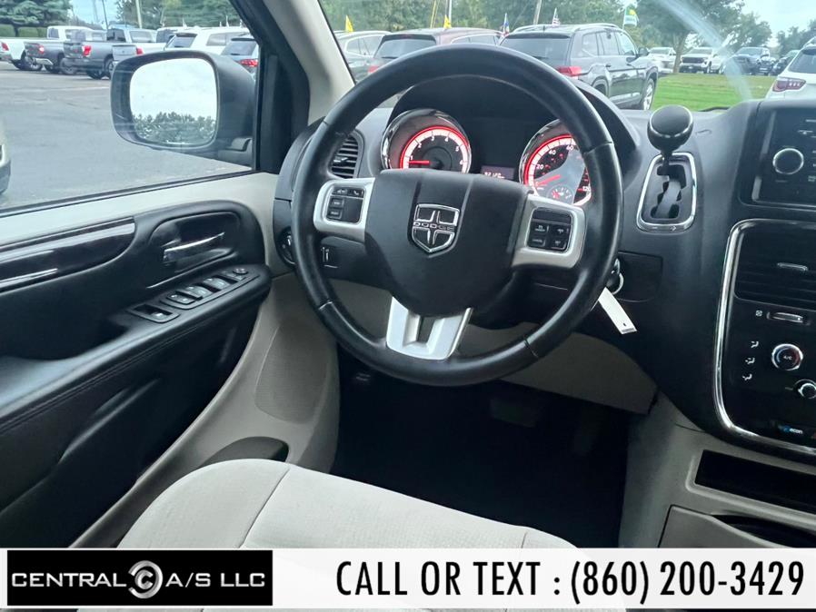 2017 Dodge Grand Caravan SE photo 18