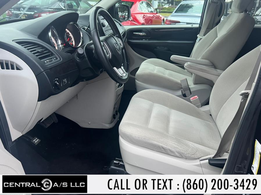 2017 Dodge Grand Caravan SE photo 9