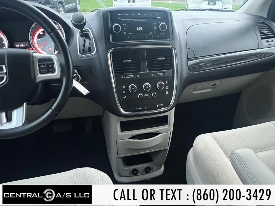 2017 Dodge Grand Caravan SE photo 17