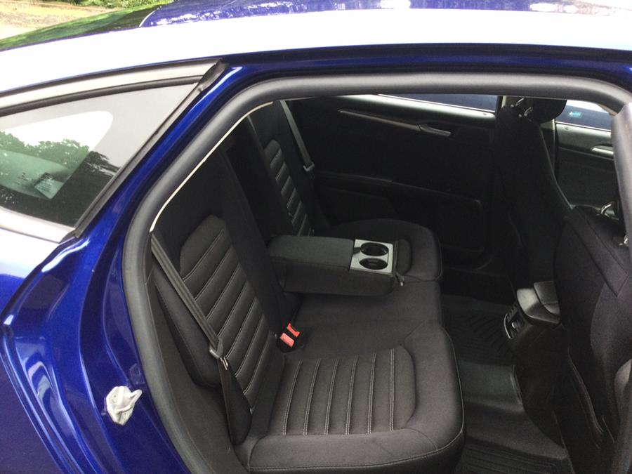 2014 Ford Fusion SE photo 19