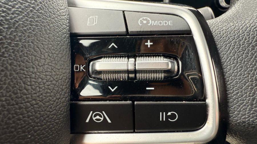 2023 Kia Sorento LX Sport Utility 4D, available for sale in Linden, New Jersey | Route 27 Auto Mall. Linden, New Jersey 2023 Kia Sorento LX Sport Utility 4D, available for sale in Linden, New Jersey | Route 27 Auto Mall. Linden, New Jersey