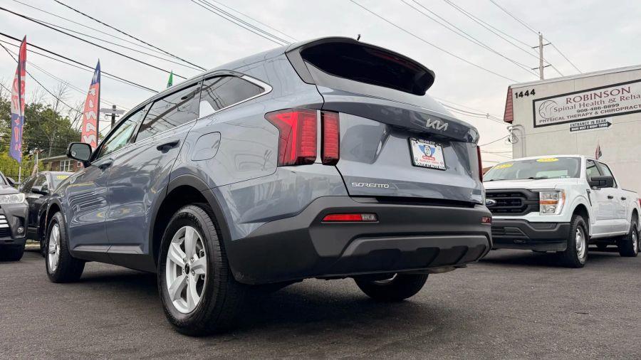 2023 Kia Sorento LX Sport Utility 4D, available for sale in Linden, New Jersey | Route 27 Auto Mall. Linden, New Jersey 2023 Kia Sorento LX Sport Utility 4D, available for sale in Linden, New Jersey | Route 27 Auto Mall. Linden, New Jersey