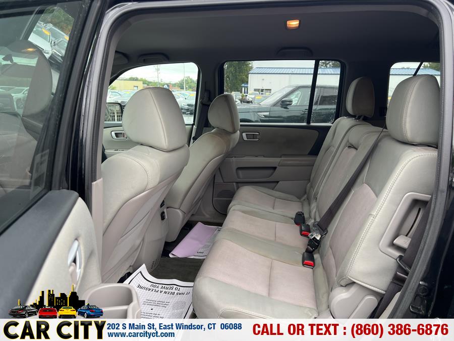 2015 Honda Pilot 4WD 4dr EX, available for sale in East Windsor, Connecticut | Car City LLC. East Windsor, Connecticut 2015 Honda Pilot 4WD 4dr EX, available for sale in East Windsor, Connecticut | Car City LLC. East Windsor, Connecticut
