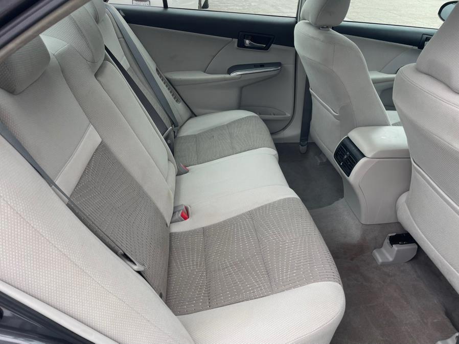 2012 Toyota Camry Hybrid 4dr Sdn XLE, available for sale in Hawaiian Gardens, California | Luxe Motors. Hawaiian Gardens, California 2012 Toyota Camry Hybrid 4dr Sdn XLE, available for sale in Hawaiian Gardens, California | Luxe Motors. Hawaiian Gardens, California