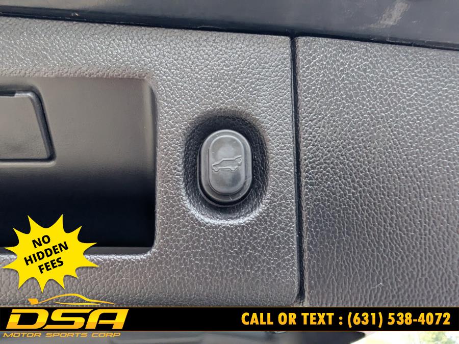 2018 Cadillac Escalade 4WD 4dr Luxury, available for sale in Commack, New York | DSA Motor Sports Corp. Commack, New York 2018 Cadillac Escalade 4WD 4dr Luxury, available for sale in Commack, New York | DSA Motor Sports Corp. Commack, New York