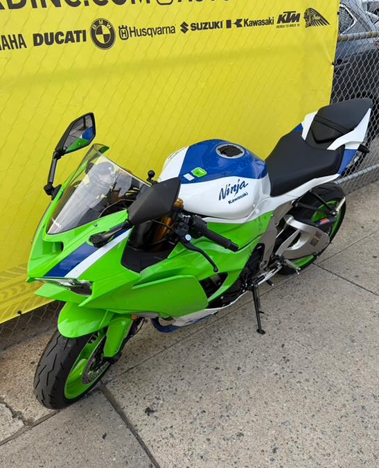 2024 KAWASAKI NINJA ZX-6R 40TH ANNIVERSARY, available for sale in Brooklyn, New York | Autoforward Motors Inc.. Brooklyn, New York 2024 KAWASAKI NINJA ZX-6R 40TH ANNIVERSARY, available for sale in Brooklyn, New York | Autoforward Motors Inc.. Brooklyn, New York