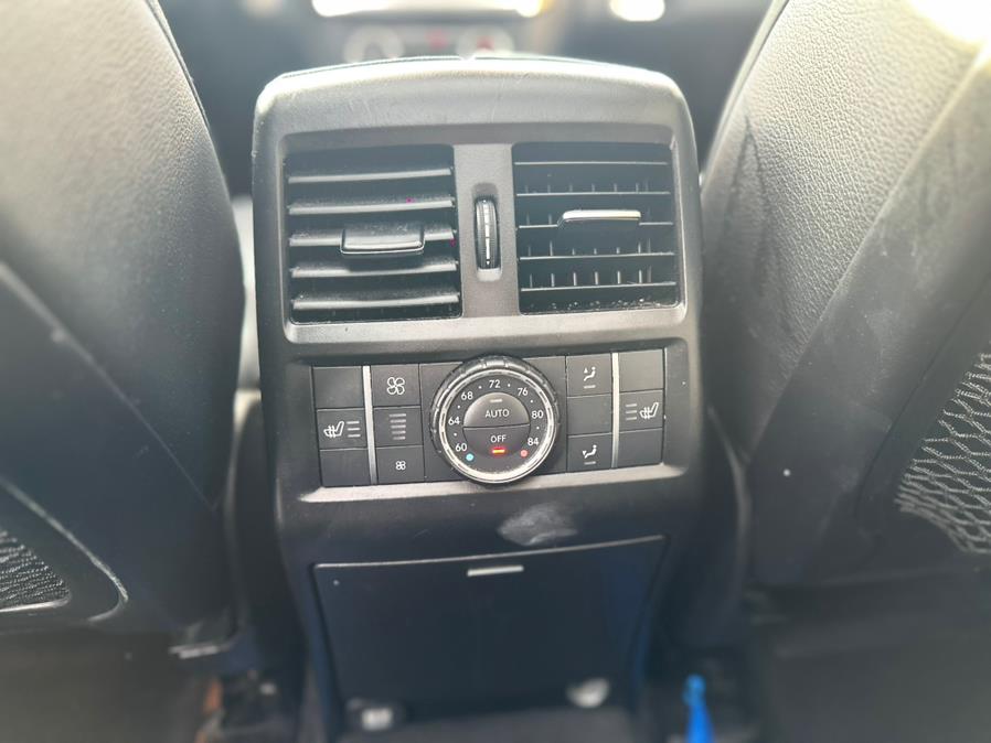2015 Mercedes-Benz GL-Class 4MATIC 4dr GL 550, available for sale in Plainfield, New Jersey | Best Cars R Us LLC. Plainfield, New Jersey 2015 Mercedes-Benz GL-Class 4MATIC 4dr GL 550, available for sale in Plainfield, New Jersey | Best Cars R Us LLC. Plainfield, New Jersey