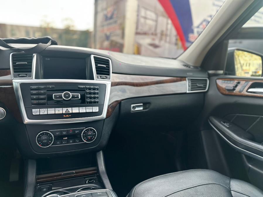 2015 Mercedes-Benz GL-Class 4MATIC 4dr GL 550, available for sale in Plainfield, New Jersey | Best Cars R Us LLC. Plainfield, New Jersey 2015 Mercedes-Benz GL-Class 4MATIC 4dr GL 550, available for sale in Plainfield, New Jersey | Best Cars R Us LLC. Plainfield, New Jersey