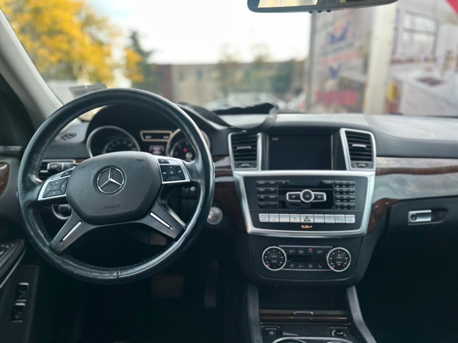 2015 Mercedes-Benz GL-Class 4MATIC 4dr GL 550, available for sale in Plainfield, New Jersey | Best Cars R Us LLC. Plainfield, New Jersey 2015 Mercedes-Benz GL-Class 4MATIC 4dr GL 550, available for sale in Plainfield, New Jersey | Best Cars R Us LLC. Plainfield, New Jersey