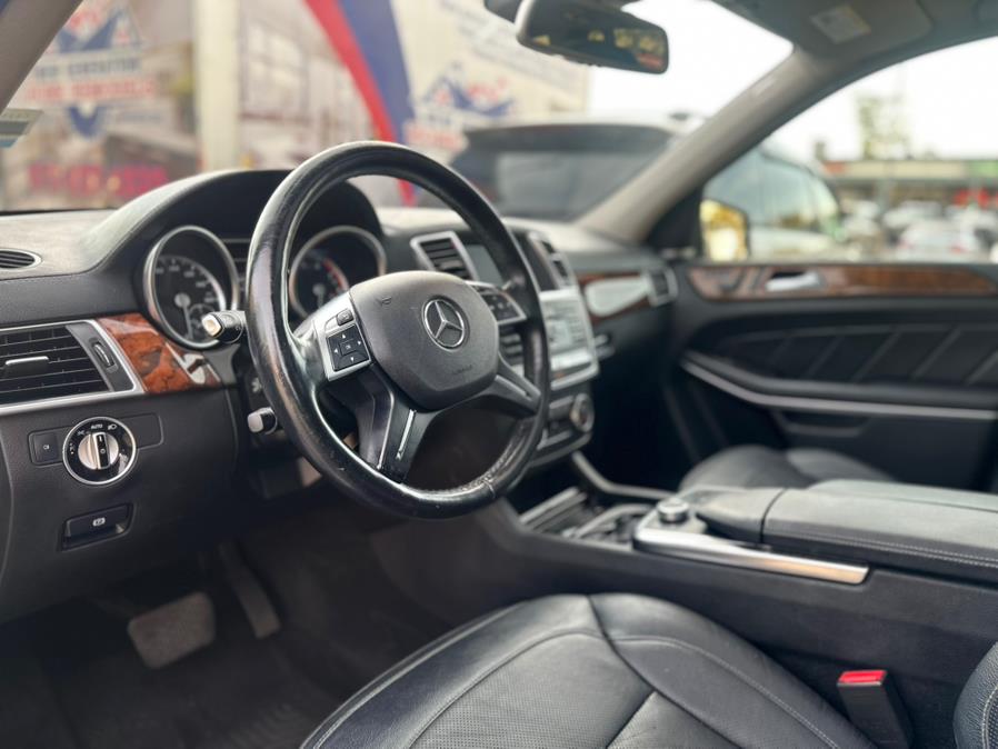 2015 Mercedes-Benz GL-Class 4MATIC 4dr GL 550, available for sale in Plainfield, New Jersey | Best Cars R Us LLC. Plainfield, New Jersey 2015 Mercedes-Benz GL-Class 4MATIC 4dr GL 550, available for sale in Plainfield, New Jersey | Best Cars R Us LLC. Plainfield, New Jersey