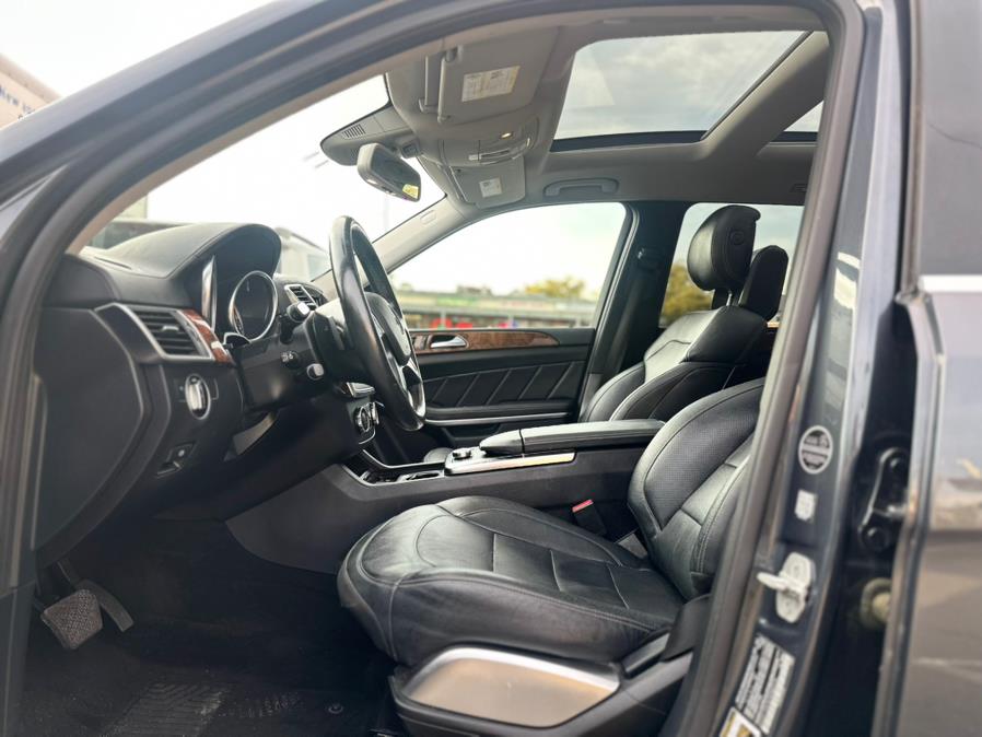 2015 Mercedes-Benz GL-Class 4MATIC 4dr GL 550, available for sale in Plainfield, New Jersey | Best Cars R Us LLC. Plainfield, New Jersey 2015 Mercedes-Benz GL-Class 4MATIC 4dr GL 550, available for sale in Plainfield, New Jersey | Best Cars R Us LLC. Plainfield, New Jersey