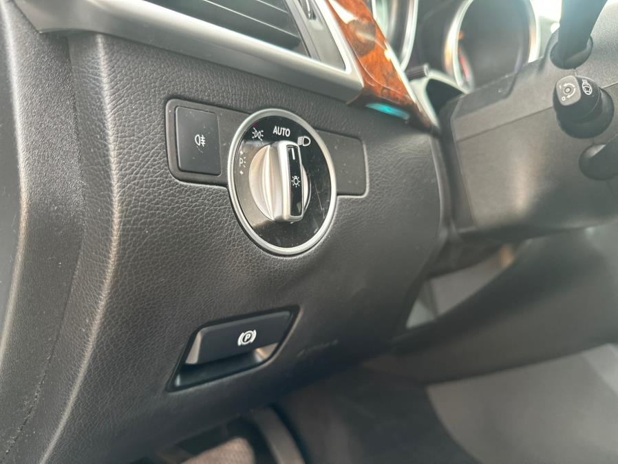 2015 Mercedes-Benz GL-Class 4MATIC 4dr GL 550, available for sale in Plainfield, New Jersey | Best Cars R Us LLC. Plainfield, New Jersey 2015 Mercedes-Benz GL-Class 4MATIC 4dr GL 550, available for sale in Plainfield, New Jersey | Best Cars R Us LLC. Plainfield, New Jersey