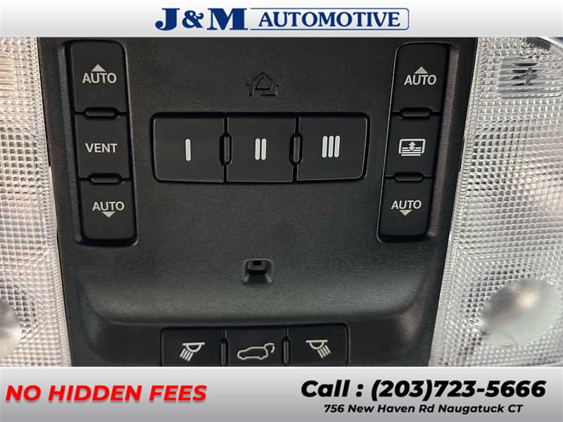 2019 Jeep Grand Cherokee Overland, available for sale in Naugatuck, Connecticut | J&M Automotive Sls&Svc LLC. Naugatuck, Connecticut 2019 Jeep Grand Cherokee Overland, available for sale in Naugatuck, Connecticut | J&M Automotive Sls&Svc LLC. Naugatuck, Connecticut