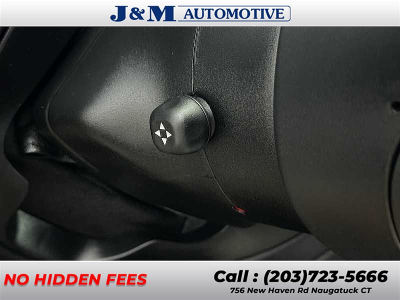 2019 Jeep Grand Cherokee Overland, available for sale in Naugatuck, Connecticut | J&M Automotive Sls&Svc LLC. Naugatuck, Connecticut 2019 Jeep Grand Cherokee Overland, available for sale in Naugatuck, Connecticut | J&M Automotive Sls&Svc LLC. Naugatuck, Connecticut