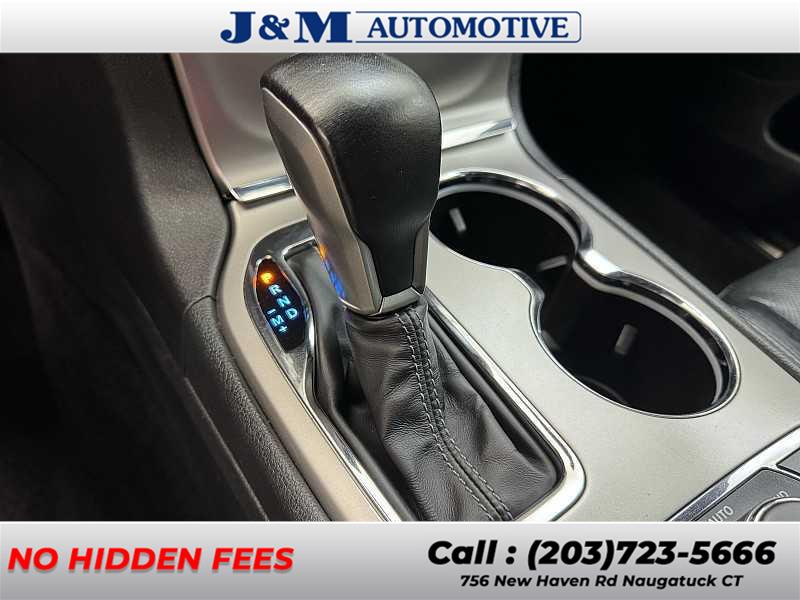 2019 Jeep Grand Cherokee Overland, available for sale in Naugatuck, Connecticut | J&M Automotive Sls&Svc LLC. Naugatuck, Connecticut 2019 Jeep Grand Cherokee Overland, available for sale in Naugatuck, Connecticut | J&M Automotive Sls&Svc LLC. Naugatuck, Connecticut