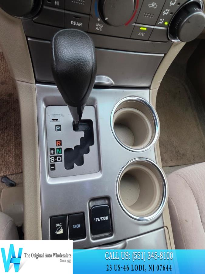 2009 Toyota Highlander 4WD 4dr V6 Base (Natl), available for sale in Lodi, New Jersey | AW Auto & Truck Wholesalers, Inc. Lodi, New Jersey 2009 Toyota Highlander 4WD 4dr V6 Base (Natl), available for sale in Lodi, New Jersey | AW Auto & Truck Wholesalers, Inc. Lodi, New Jersey