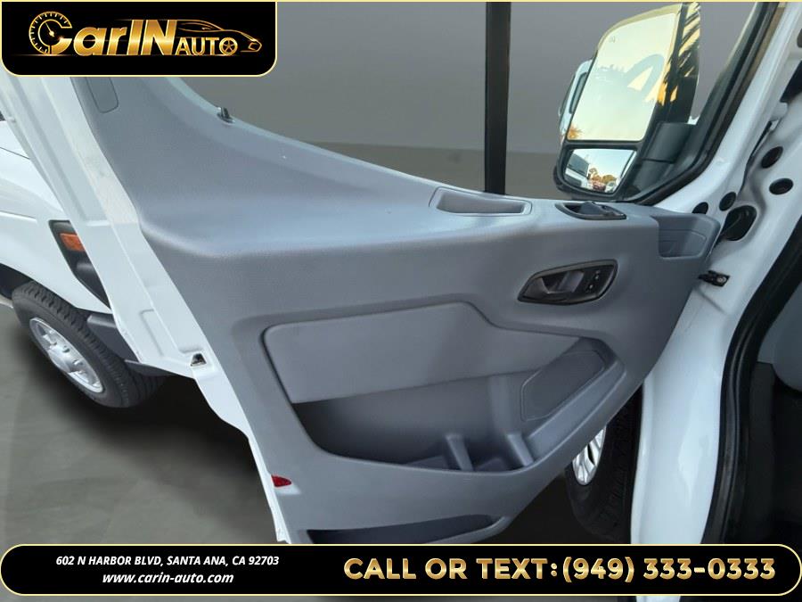 2017 Ford Transit Wagon T-150 130" Med Roof XLT Sliding RH Dr, available for sale in Santa Ana, California | Carin Auto. Santa Ana, California 2017 Ford Transit Wagon T-150 130" Med Roof XLT Sliding RH Dr, available for sale in Santa Ana, California | Carin Auto. Santa Ana, California