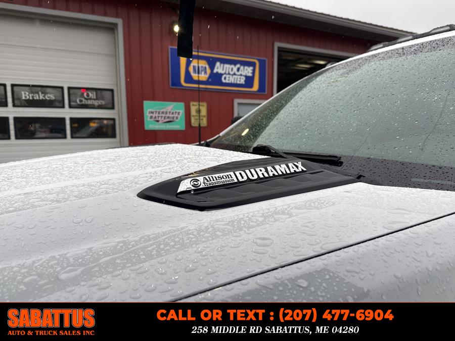 2020 Chevrolet Silverado 3500HD 4WD Reg Cab 142" Work Truck, available for sale in Sabattus, Maine | Sabattus Auto and Truck Sales Inc. Sabattus, Maine 2020 Chevrolet Silverado 3500HD 4WD Reg Cab 142" Work Truck, available for sale in Sabattus, Maine | Sabattus Auto and Truck Sales Inc. Sabattus, Maine