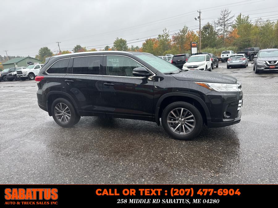 2018 Toyota Highlander XLE V6 AWD (Natl), available for sale in Sabattus, Maine | Sabattus Auto and Truck Sales Inc. Sabattus, Maine 2018 Toyota Highlander XLE V6 AWD (Natl), available for sale in Sabattus, Maine | Sabattus Auto and Truck Sales Inc. Sabattus, Maine