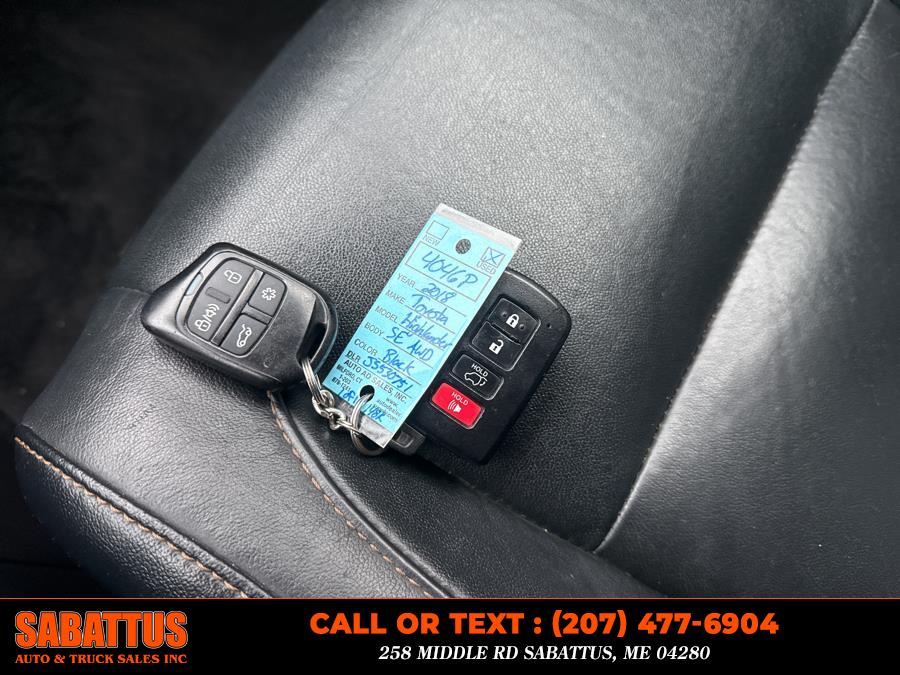 2018 Toyota Highlander XLE V6 AWD (Natl), available for sale in Sabattus, Maine | Sabattus Auto and Truck Sales Inc. Sabattus, Maine 2018 Toyota Highlander XLE V6 AWD (Natl), available for sale in Sabattus, Maine | Sabattus Auto and Truck Sales Inc. Sabattus, Maine