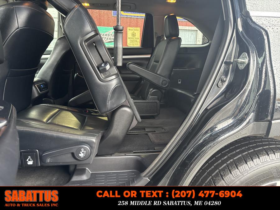 2018 Toyota Highlander XLE V6 AWD (Natl), available for sale in Sabattus, Maine | Sabattus Auto and Truck Sales Inc. Sabattus, Maine 2018 Toyota Highlander XLE V6 AWD (Natl), available for sale in Sabattus, Maine | Sabattus Auto and Truck Sales Inc. Sabattus, Maine