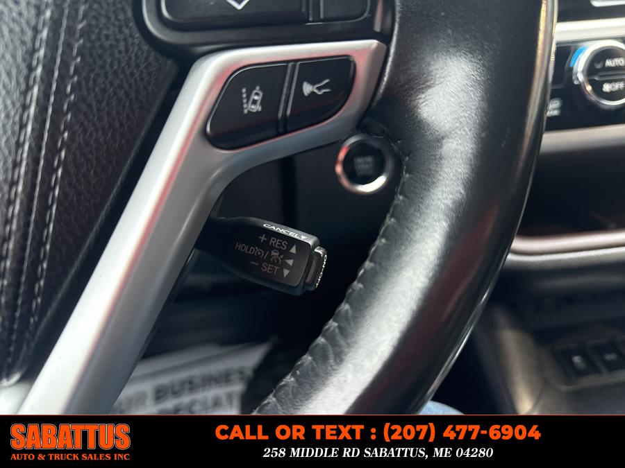 2018 Toyota Highlander XLE V6 AWD (Natl), available for sale in Sabattus, Maine | Sabattus Auto and Truck Sales Inc. Sabattus, Maine 2018 Toyota Highlander XLE V6 AWD (Natl), available for sale in Sabattus, Maine | Sabattus Auto and Truck Sales Inc. Sabattus, Maine