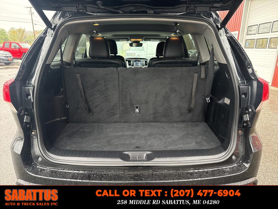 2018 Toyota Highlander XLE V6 AWD (Natl), available for sale in Sabattus, Maine | Sabattus Auto and Truck Sales Inc. Sabattus, Maine 2018 Toyota Highlander XLE V6 AWD (Natl), available for sale in Sabattus, Maine | Sabattus Auto and Truck Sales Inc. Sabattus, Maine