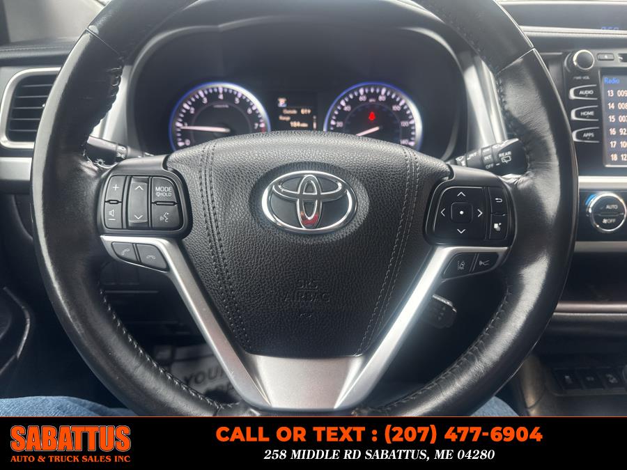 2018 Toyota Highlander XLE V6 AWD (Natl), available for sale in Sabattus, Maine | Sabattus Auto and Truck Sales Inc. Sabattus, Maine 2018 Toyota Highlander XLE V6 AWD (Natl), available for sale in Sabattus, Maine | Sabattus Auto and Truck Sales Inc. Sabattus, Maine