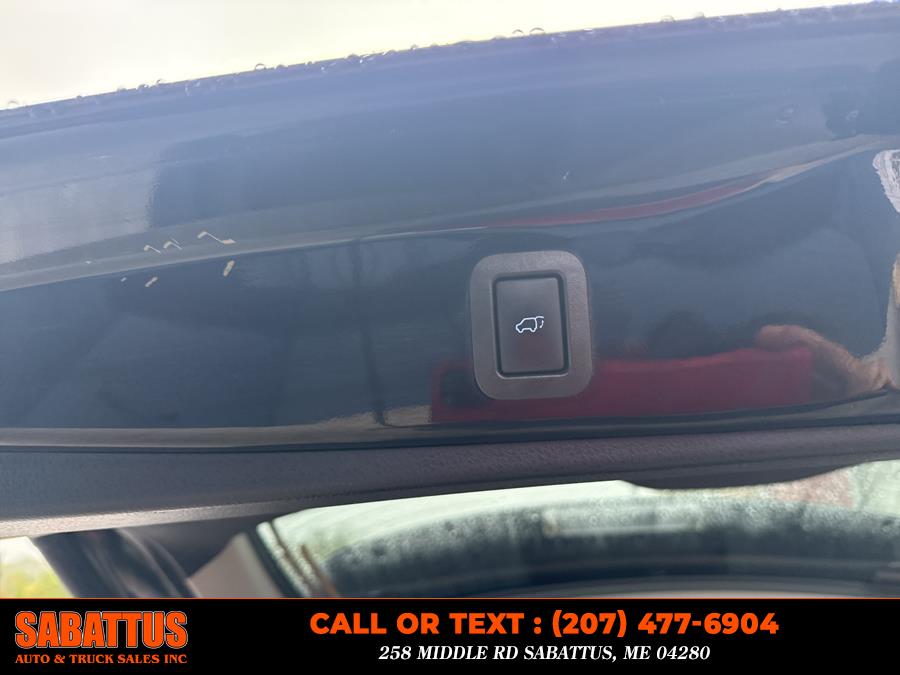 2018 Toyota Highlander XLE V6 AWD (Natl), available for sale in Sabattus, Maine | Sabattus Auto and Truck Sales Inc. Sabattus, Maine 2018 Toyota Highlander XLE V6 AWD (Natl), available for sale in Sabattus, Maine | Sabattus Auto and Truck Sales Inc. Sabattus, Maine
